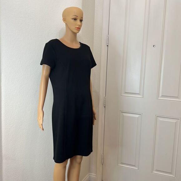 Chicos Dress Size 2 Black Scoop Neck Short Sleeve Ribbed Midi - Picture 2 of 11